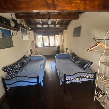 Apartamento La Dimora Della Strega Glori Exterior foto