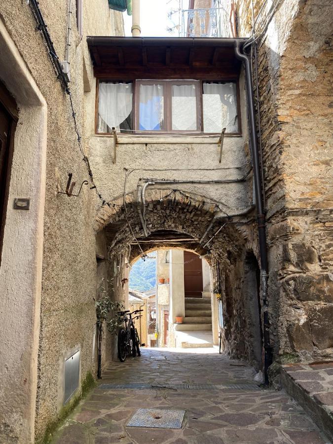 Apartamento La Dimora Della Strega Glori Exterior foto